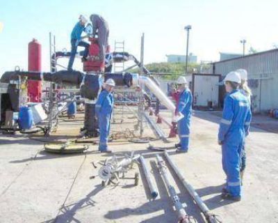 Urribarri viaj� a Londres por el tema hidrocarburos