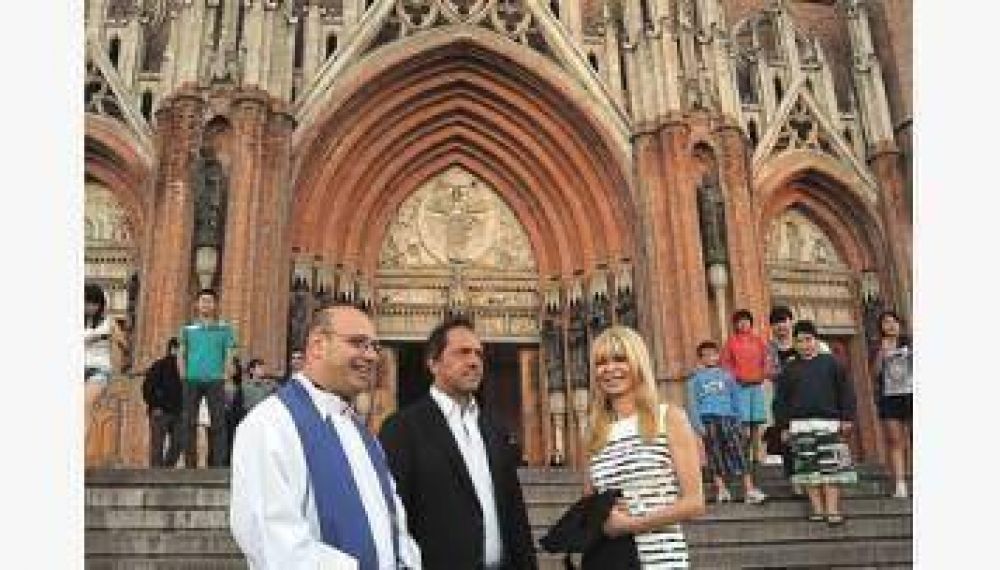 En medio de la pelea, Cristina recibe a Scioli