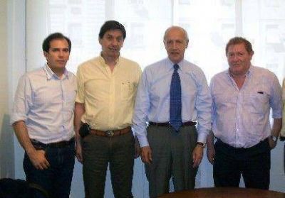 Lavagna vendr�a apoyar la unidad del PJ