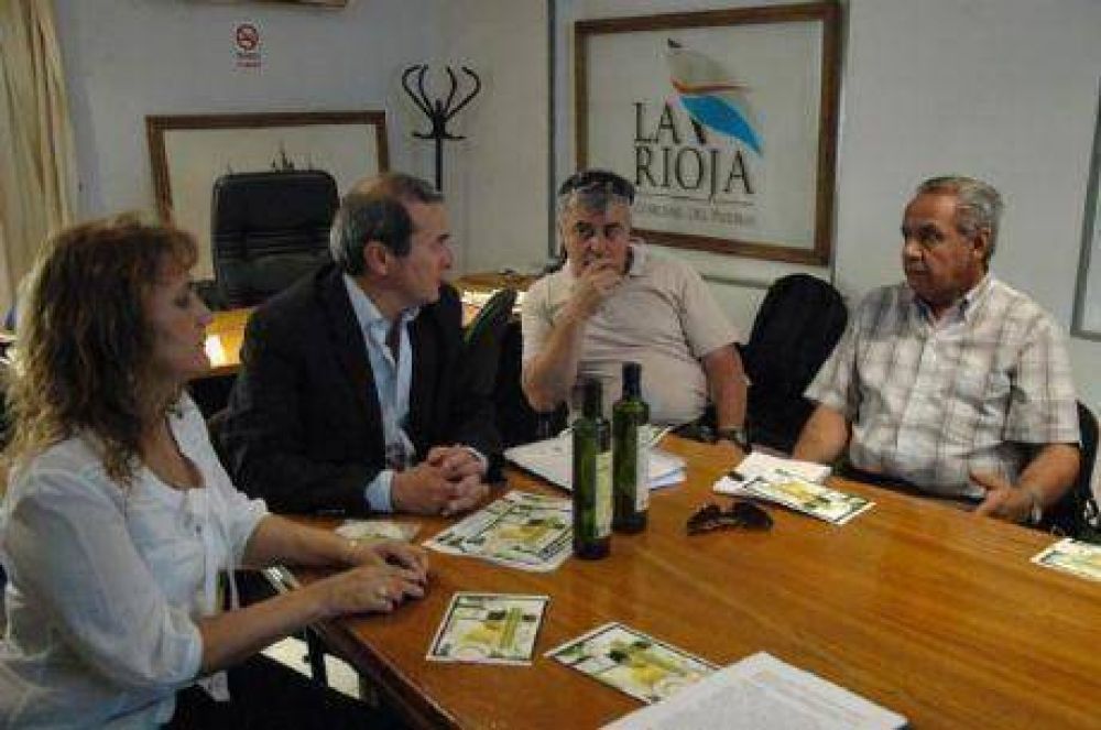 Promueven las bondades del aceite de oliva riojano