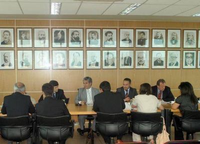 El Gobernador encabez� la reuni�n de Gabinete en Terrazas del Portezuelo
