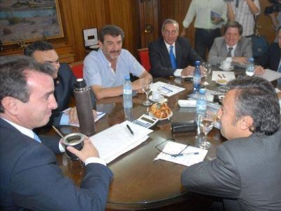 P�rez y la UCR no acordaron el endeudamiento por casi $2.000 millones que necesita el gobierno