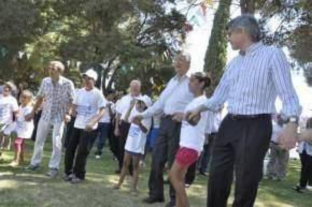 Se realiz� la apertura de las Colonias de Verano 2012