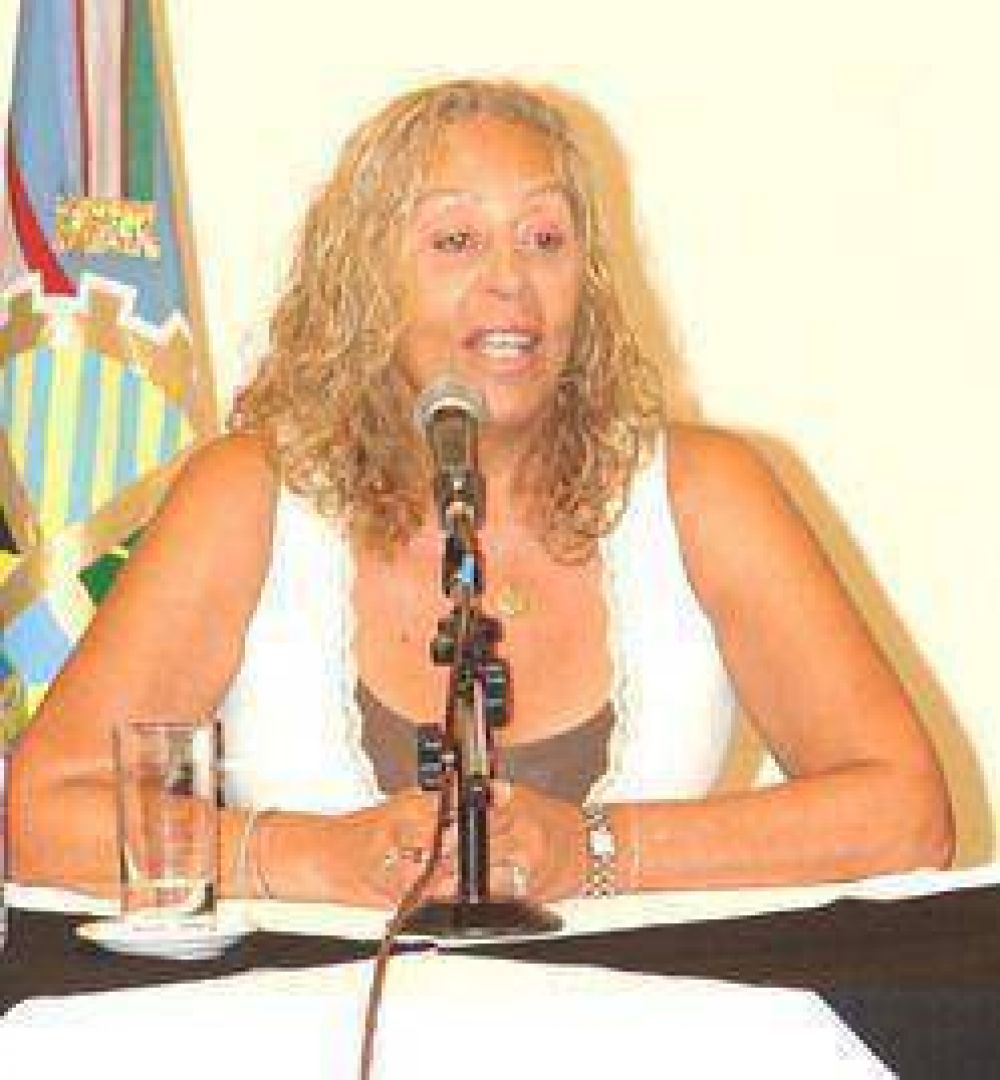 La intendenta Giroldi se refiri� al nombramiento de Katty Altimari como Directora General de Gobierno Municipal.