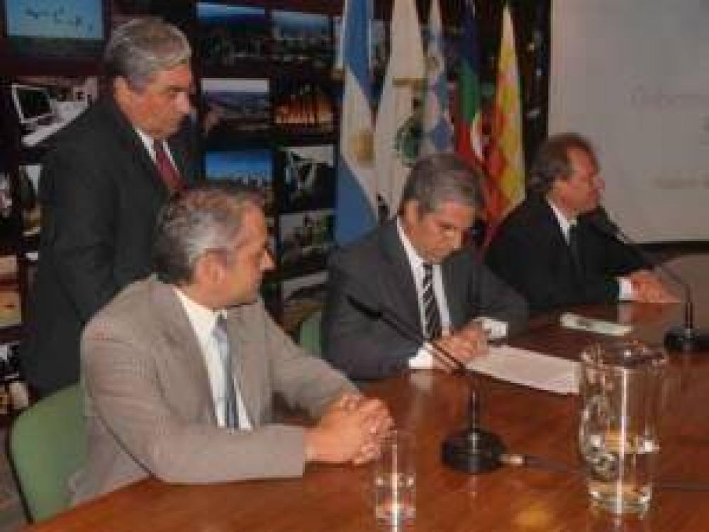 Invertir�n 230 millones de pesos para construir las primeras mil casas