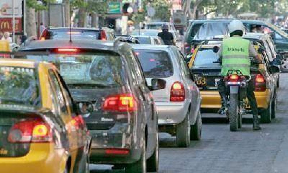 Miranda y Abraham criticaron a Fayad por la restricci�n vehicular
