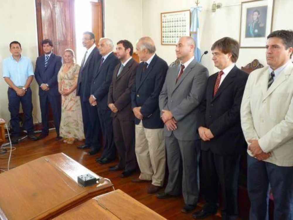 Passaglia puso en funciones a dos subsecretarios, siete directores y un jefe