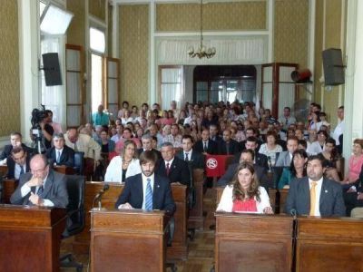 Concejales conformar�n una comisi�n investigadora por informe del OCEBA