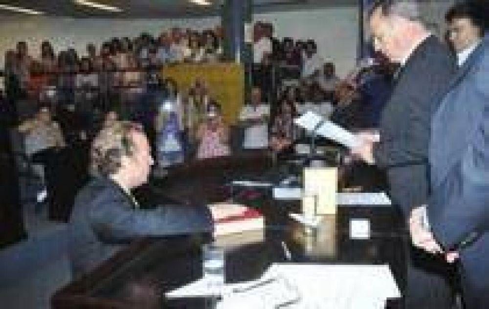 Juraron el nuevo Defensor del Pueblo de Quilmes y sus adjuntos