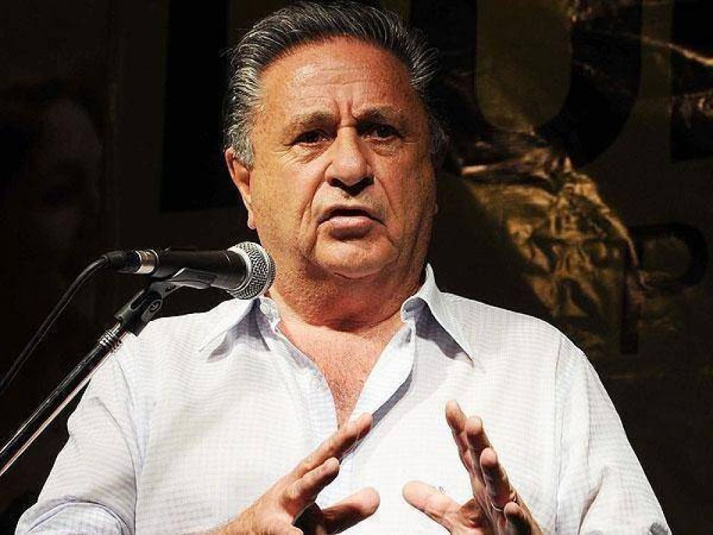 A una d�cada de su presidencia, Duhalde indic� que "pacific� al pa�s"