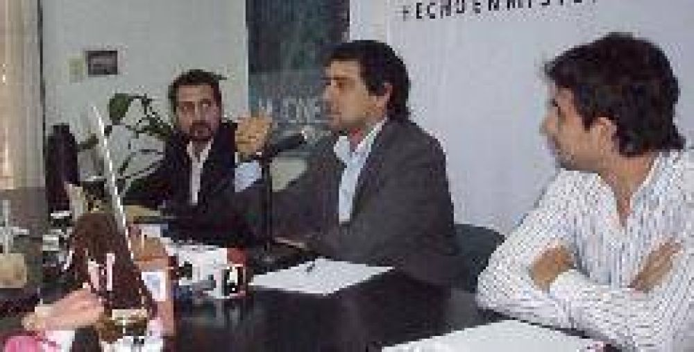 Por gruesas irregularidades, Losada deber� declarar ante el Tribunal de Cuentas