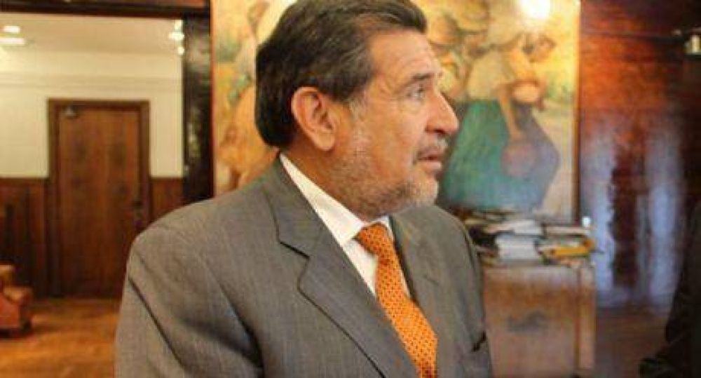 Beder Herrera, conmovido, destac� la trayectoria pol�tica del fallecido gobernador Soria 