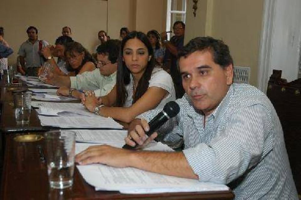 C�sar Siror: �La deuda municipal es de 60 millones de pesos�