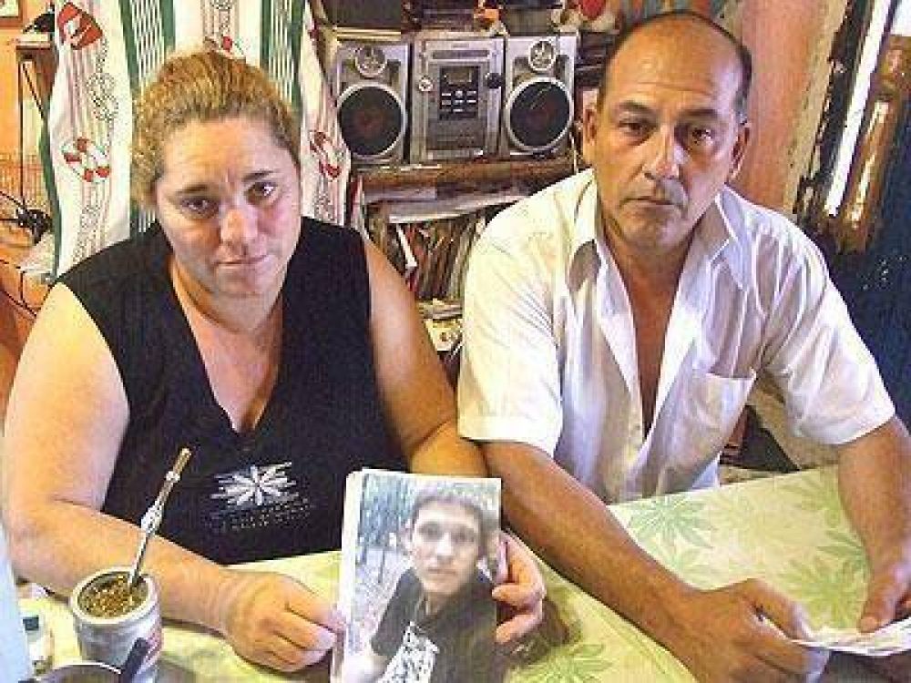 Piden Justicia a tres a�os del crimen de Patricio S�nchez