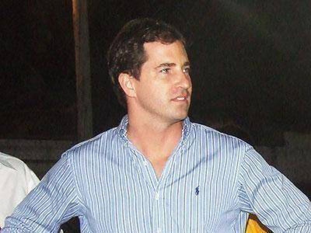 ECHEVERRIA: Para Van Tooren "faltaron detalles del Presupuesto"