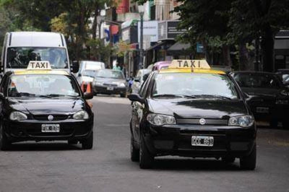 Los taxistas dicen que la cantidad de viajes aument� un 25% en diciembre