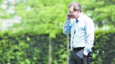 El presidente alem�n, acusado de corrupci�n, amenaz� a un diario