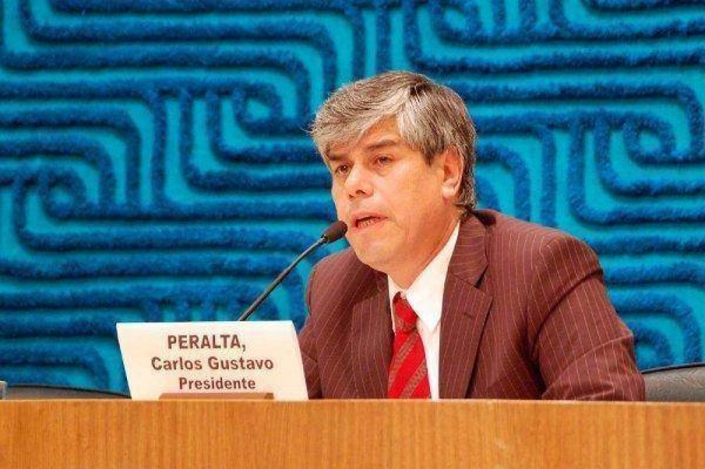 "No vamos a retroceder ni un cent�metro" sostuvo Carlos Peralta