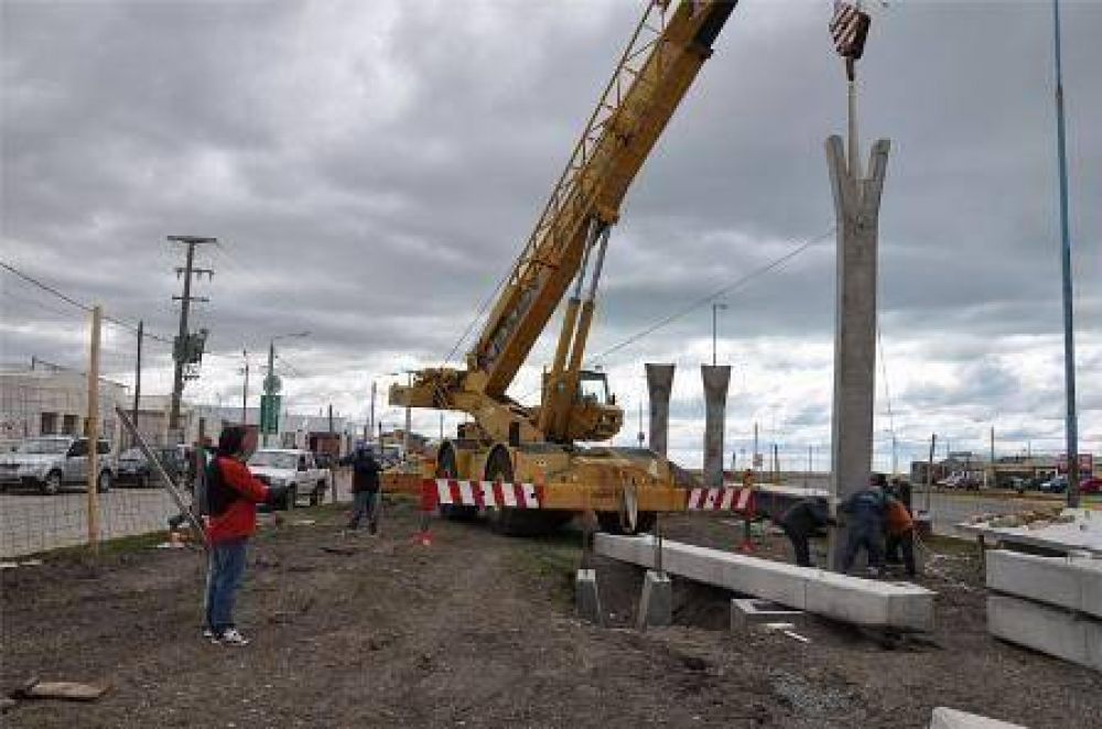 Avanza la construcci�n del puente peatonal sobre la Ruta Nacional 3