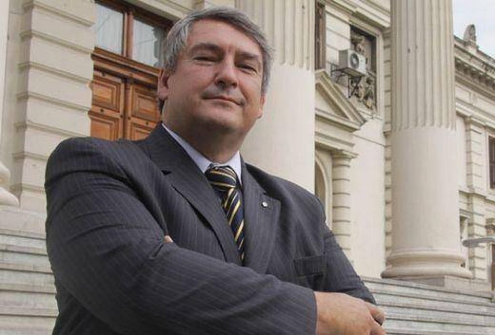 Dur�sima reacci�n de D�Onofrio contra Monz�, el �armador� de Mauricio Macri 