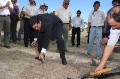 Capitanich impulsa un pacto social para atenuar los efectos de la crisis 