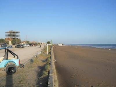 LA PLAYA DE CLAROMEC� MUY BIEN ACONDICIONADA 