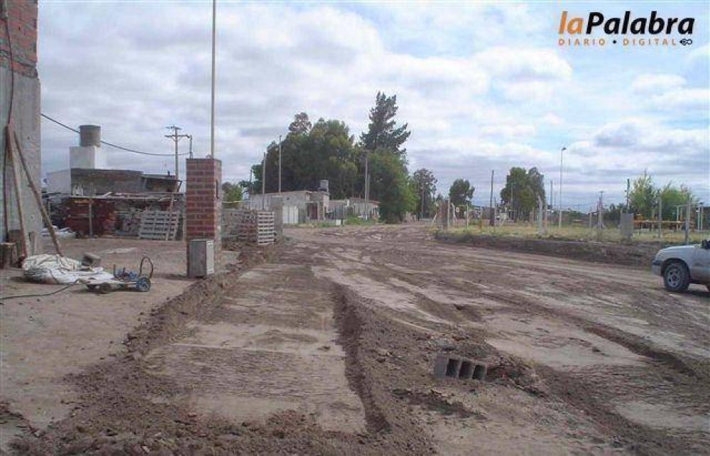 Finaliz� la colocaci�n de Redes de Gas en barrios de Carmen de Patagones 
