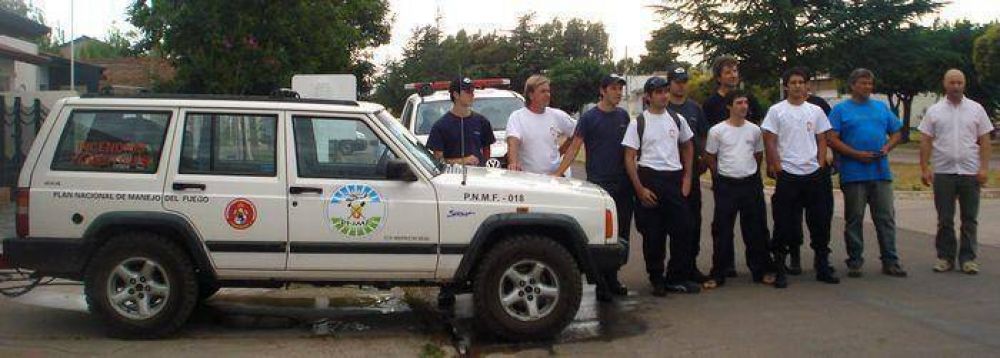 Bomberos de Tornquist y Pigue viajaron a El Bols�n 