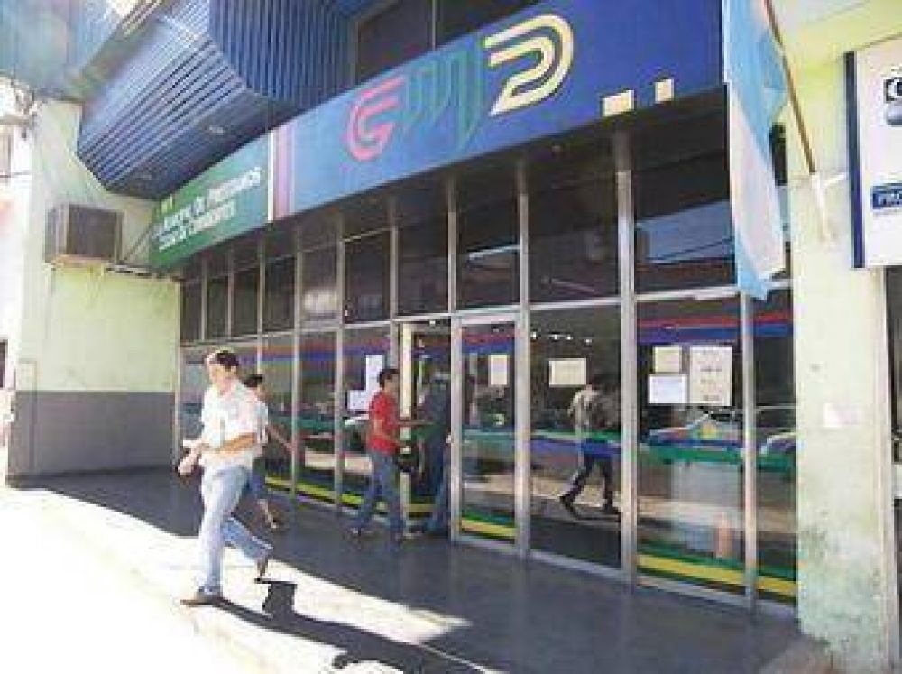 Empleados municipales ya pueden acceder al desendeudamiento 