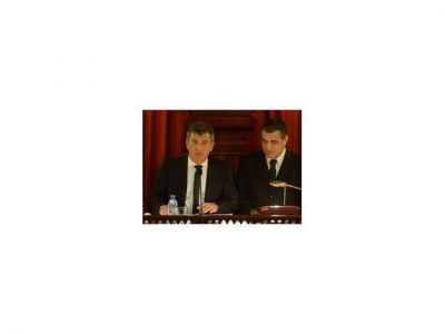 Urribarri adelant� la reuni�n con el gabinete para este jueves