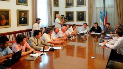 La UCR ahora se pelea por Urribarri