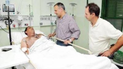 Un avi�n hidrante cay� en el bosque y el piloto se salv� de milagro