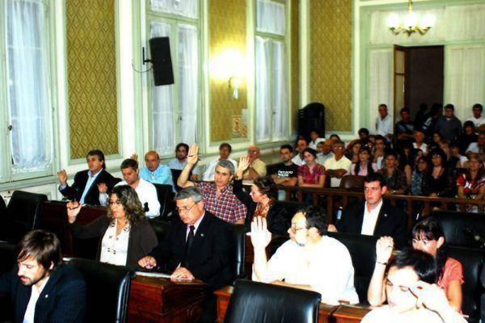 Comenz� a regir el aumento de tasas en nuestra ciudad 