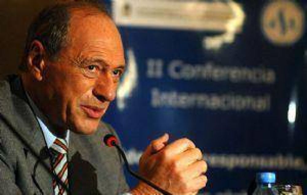 Eugenio Zaffaroni: �Scioli se equivoc� al dar autonom�a a la Polic�a�