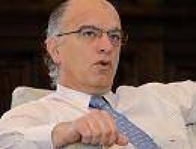 "Tenemos que ponerle el pecho a la situaci�n"