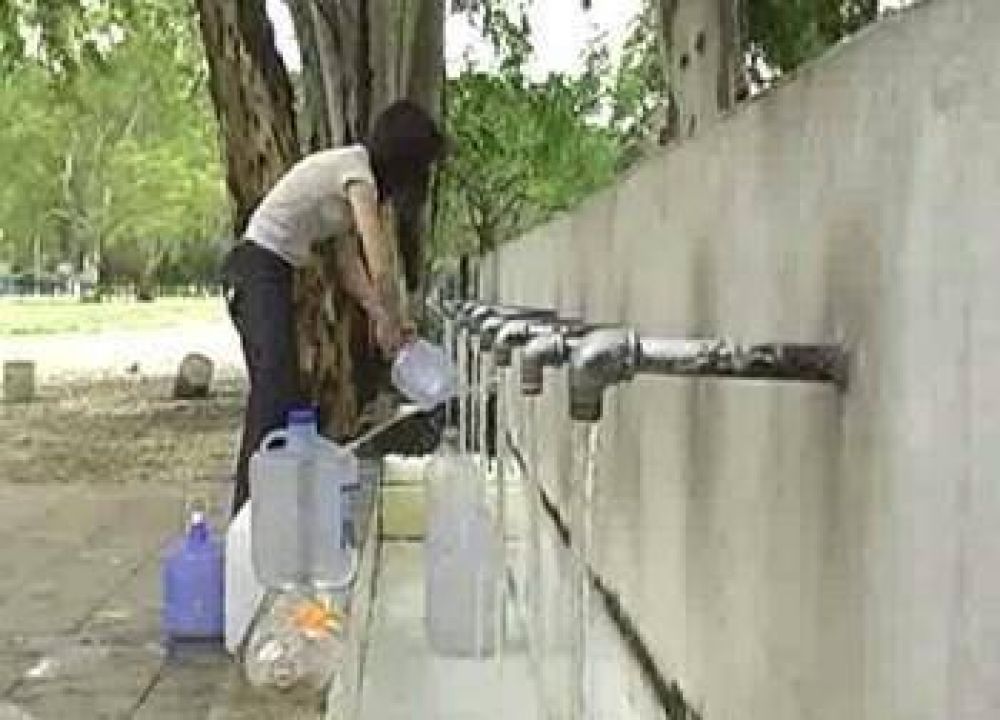 El agua de los surgentes es apta para el consumo 