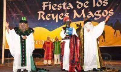 M�s de 25.000 personas recibieron  a los Reyes Magos en Sierras Bayas