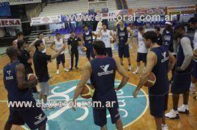 Con plantel completo, Regatas parte con destino a Formosa