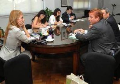 Alto Paran� anunci� inversiones por 50 millones de d�lares en su planta