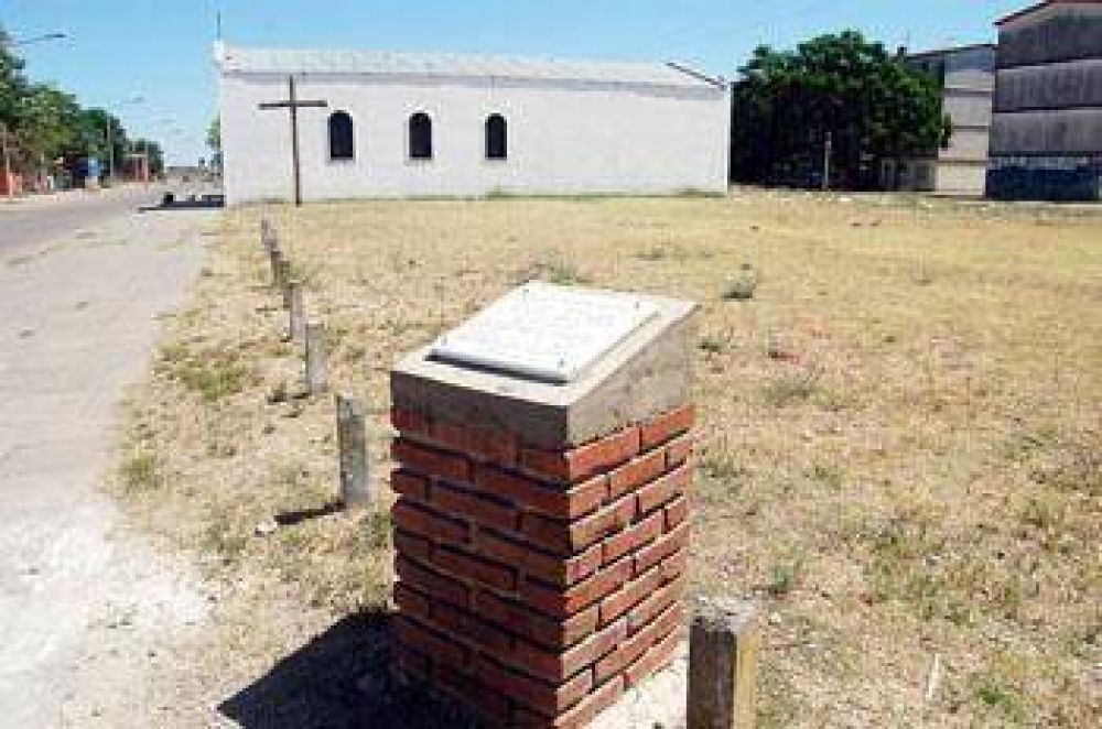 Colocaron la piedra fundamental para construir la Capilla de Guadalupe 