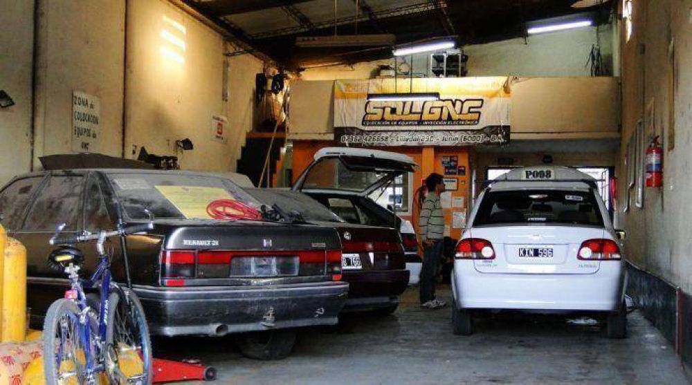 Cada vez son m�s los juninenses que convierten sus autos a GNC