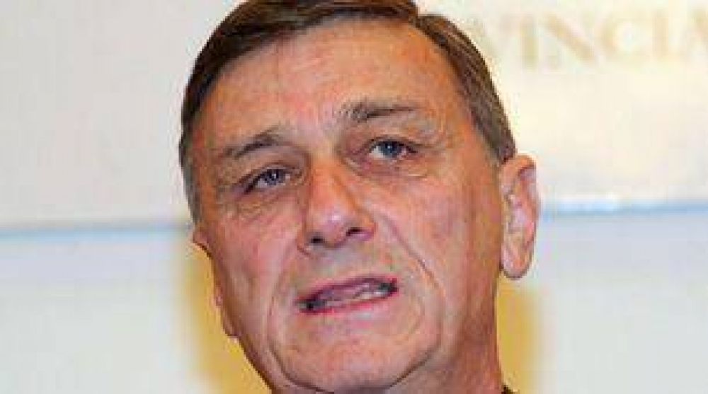 Binner propuso eliminar el IVA a los productos del agro.