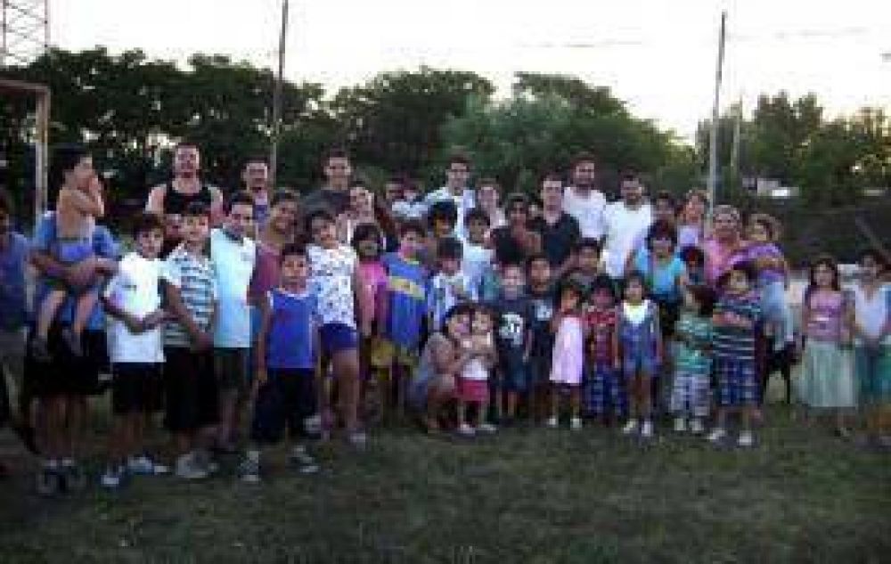 La Juventud Radical De Lujan En El Barrio Champagnat 
