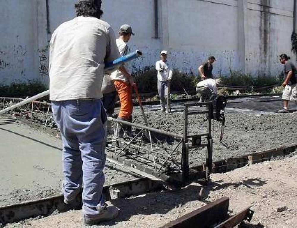 Lomas: obras de pavimentaci�n en Santa Catalina y Libres del Sur 
