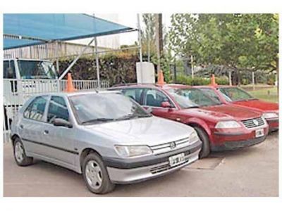 Preocupa la proliferaci�n de agencias irregulares de venta de autos