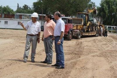 Construcci�n del Hospital de Gar�n