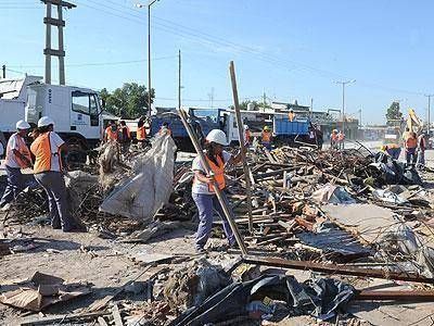 LOMAS: En un megaoperativo, reubicaron 12 mil puestos de "La Saladita"