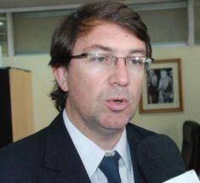 Livio Guti�rrez considera que la energ�a tiene que seguir subsidiada en la provincia 