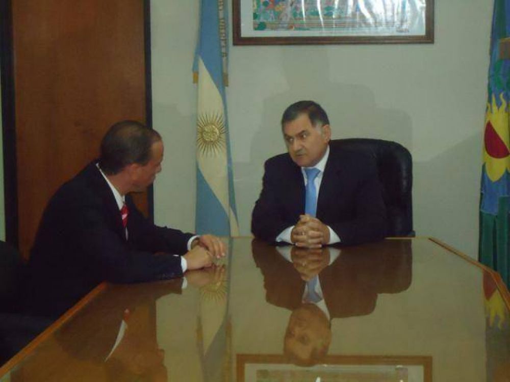 FAM: Julio Pereyra recibi� a Arrieta