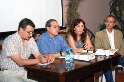 Sobre la fundaci�n de Z�rate en la Quinta Jovita.
